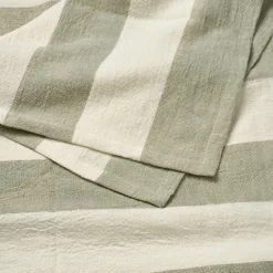 Bordsduk Lena 240x140cm Linnemix Grön